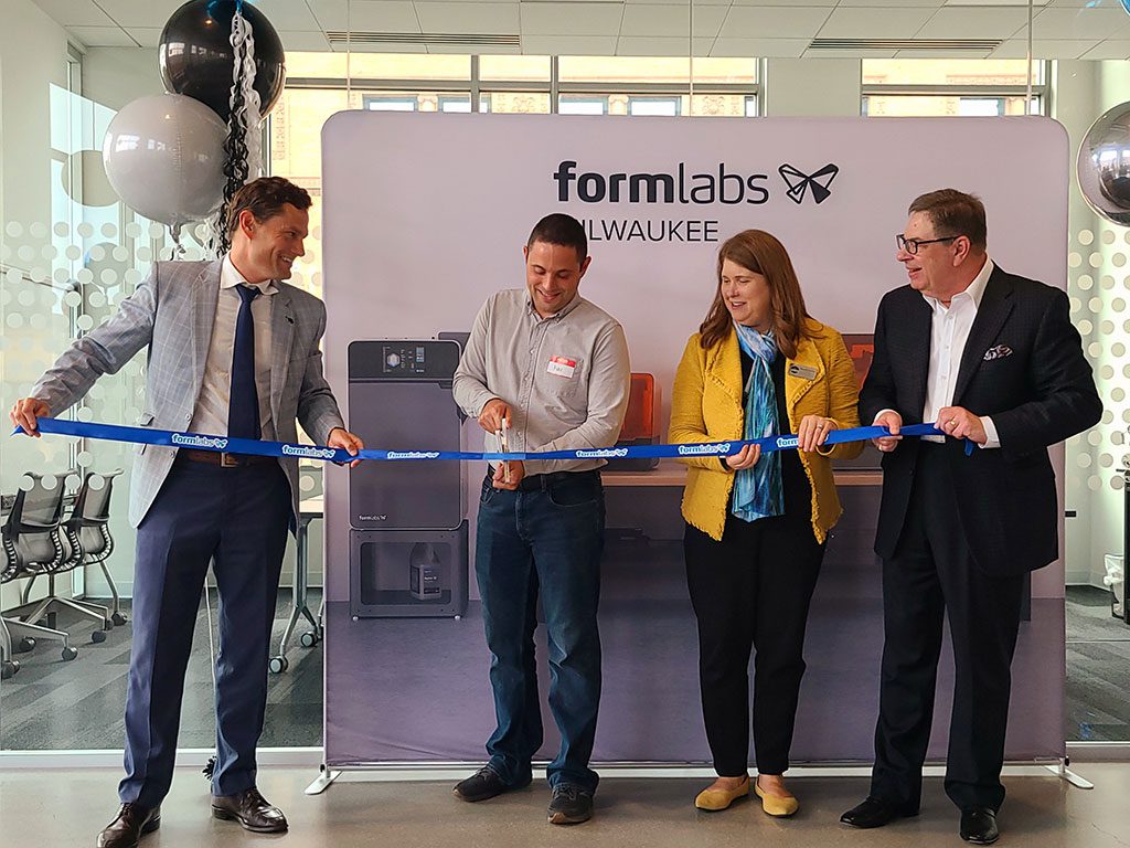 Fablabs ribbon cutting for new Milwaukee location.