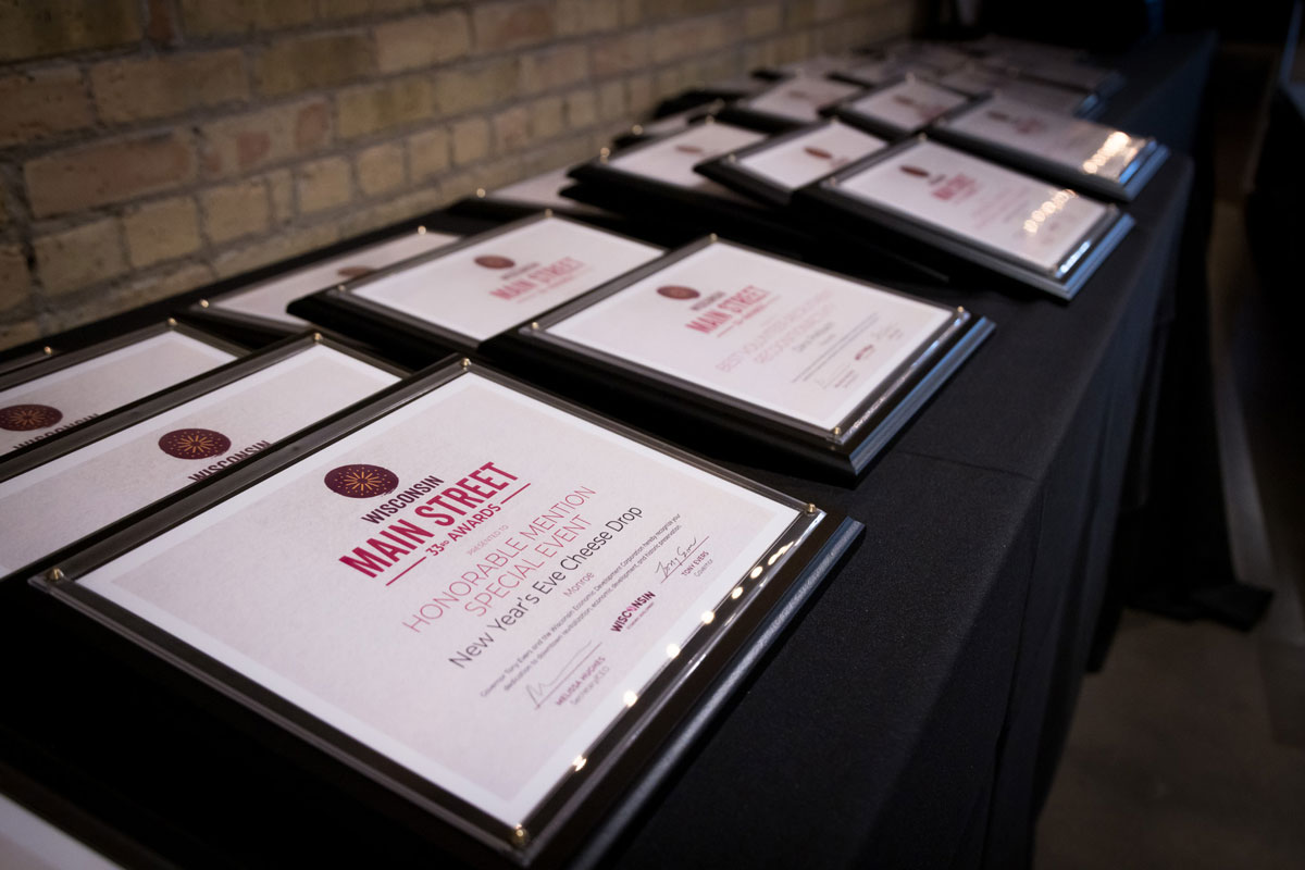 Image of plaques for the 2023 Main Street Awards