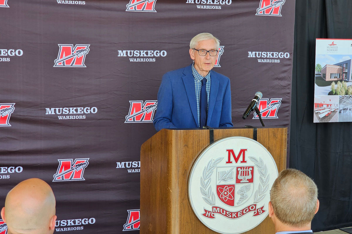 Image of Governor Tony Evers announcing 2024 “fab lab” grants.