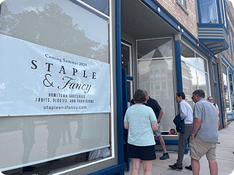 People & Fancy in Mineral Point.