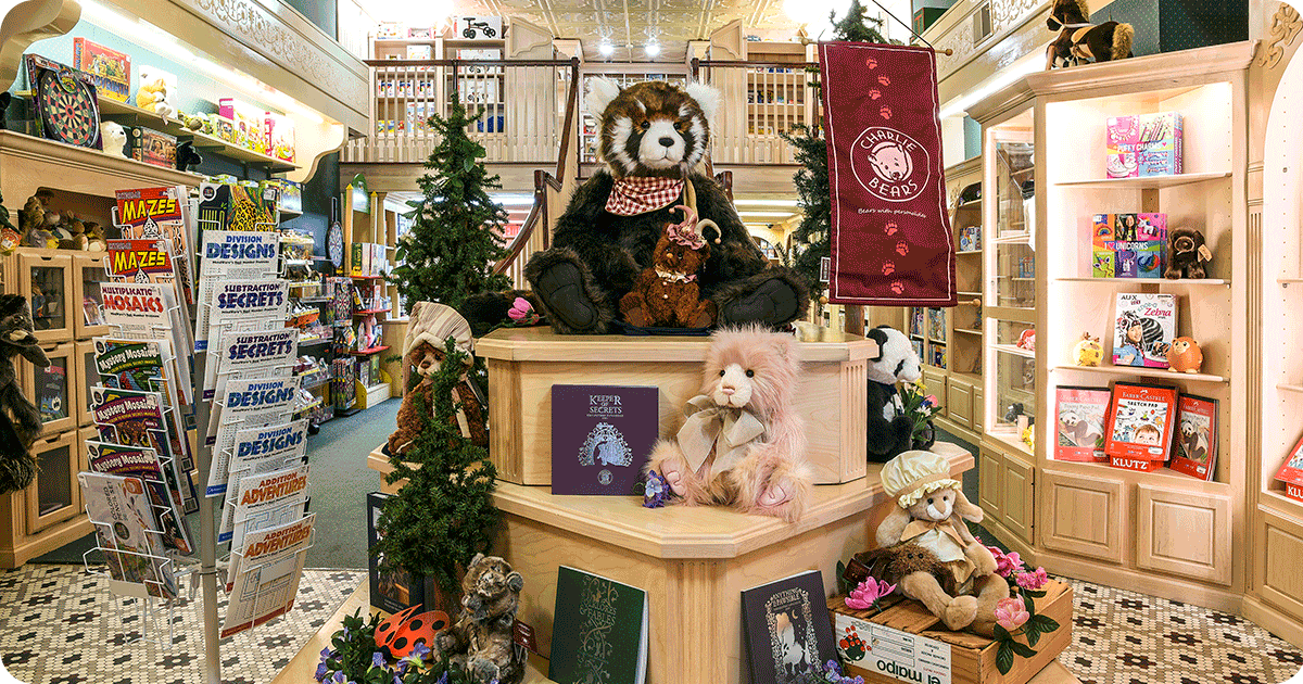 Image of a display of Gepetto’s Workshop in downtown Stevens Point presents an inviting atmosphere for customers.