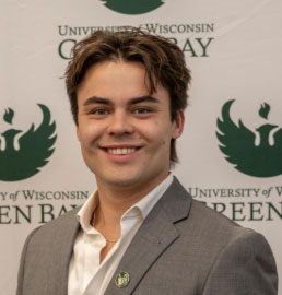 Image of Nathan Halbach