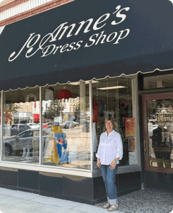 Front facade of JoAnne's Dress shop in Monroe.