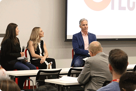 Elaine Coughlin, WEDC’s startup ecosystem director and John Roach, president of Resultant, lead a discussion some of the obstacles facing Midwestern states.