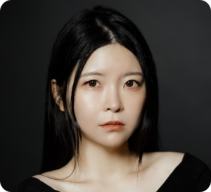Headshot of Lina Song
